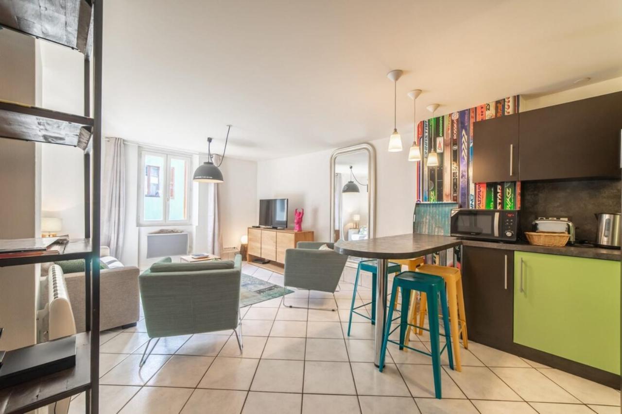 אנסי Apartment Classified 3 Stars Located In The Heart Of The Old Town מראה חיצוני תמונה