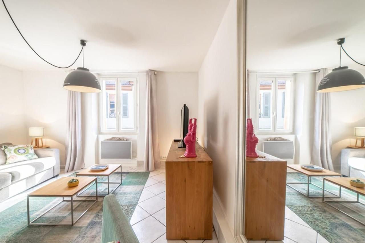 אנסי Apartment Classified 3 Stars Located In The Heart Of The Old Town מראה חיצוני תמונה